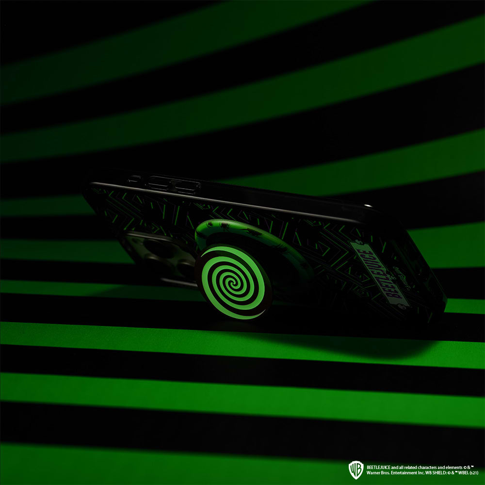 Never Trust the Living — iPhone 17 MagSafe Case - US 62239