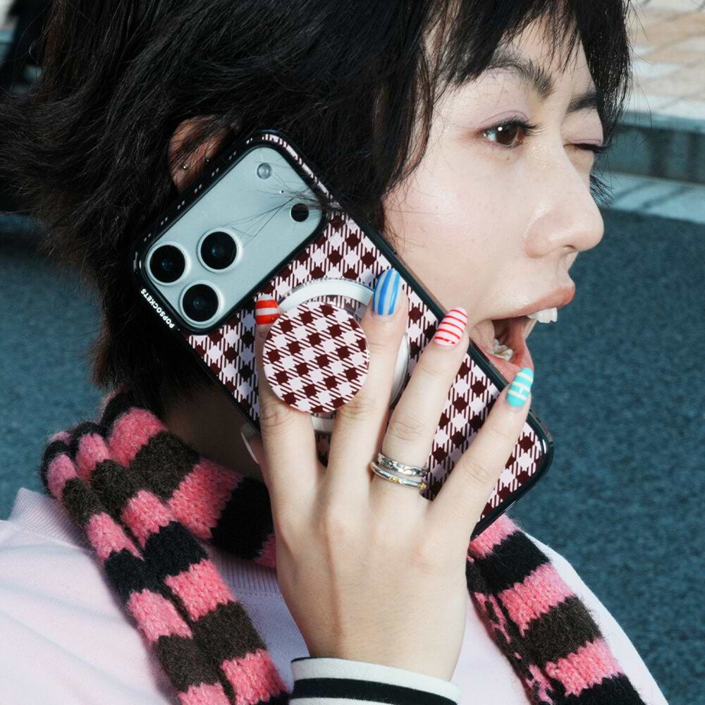 Black Cherry Gingham — iPhone 13 MagSafe Case - US 62294